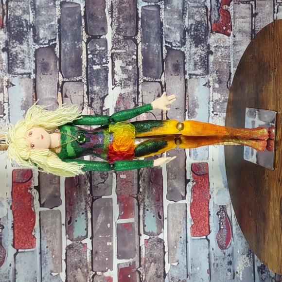 Artisan Crafted Elinor Peace Bailey Design Fantasy Fabric Arts Doll - Picture 8 of 11